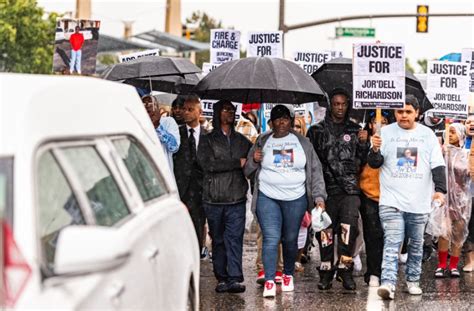 Family of 14-year-old killed by Aurora police calls for answers, chief’s resignation